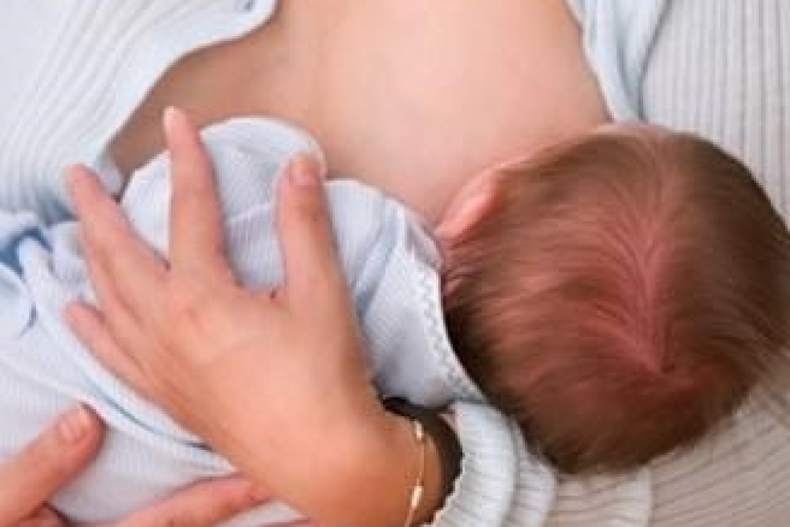 Perché l’allattamento materno - I benefici del latte materno