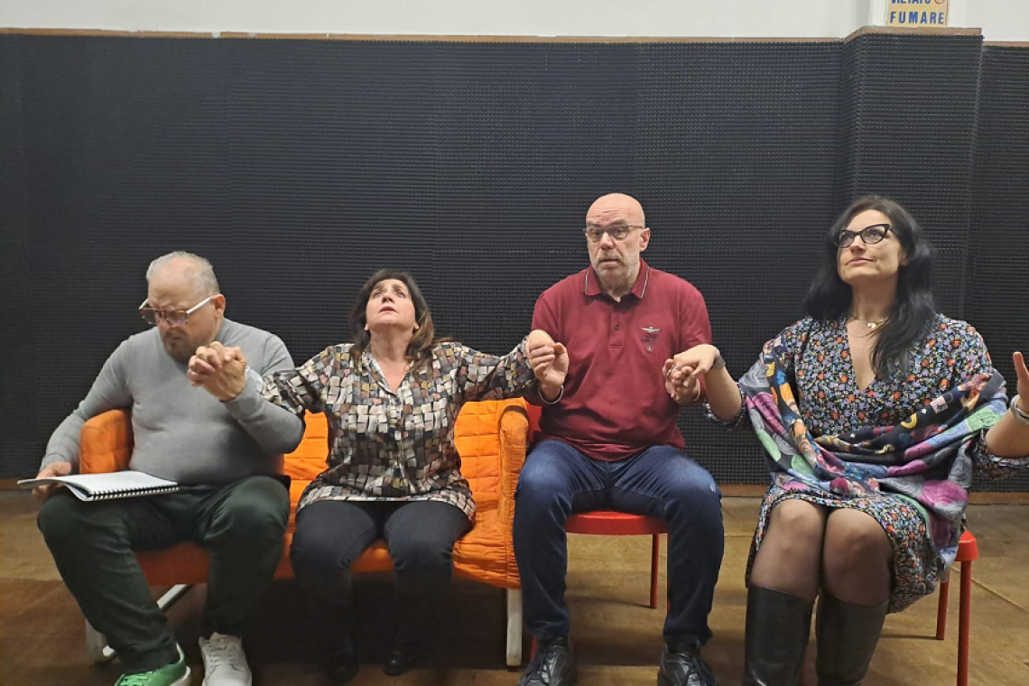 Teatro Tirso de’ Molina, dal 22 al 26 maggio, ‘’c’e’ un morto giu’ in cantina’’