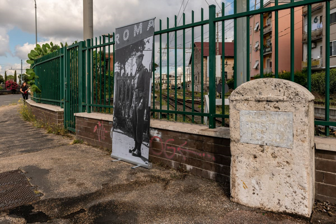 Roma, la memoria della Liberazione si fa strada su via Casilina: arrivano i Vectors of Memory