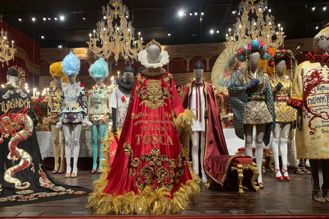 Palazzo delle Esposizioni di Roma  - &quot;Dal Cuore alle Mani: Dolce&amp;Gabbana&quot;