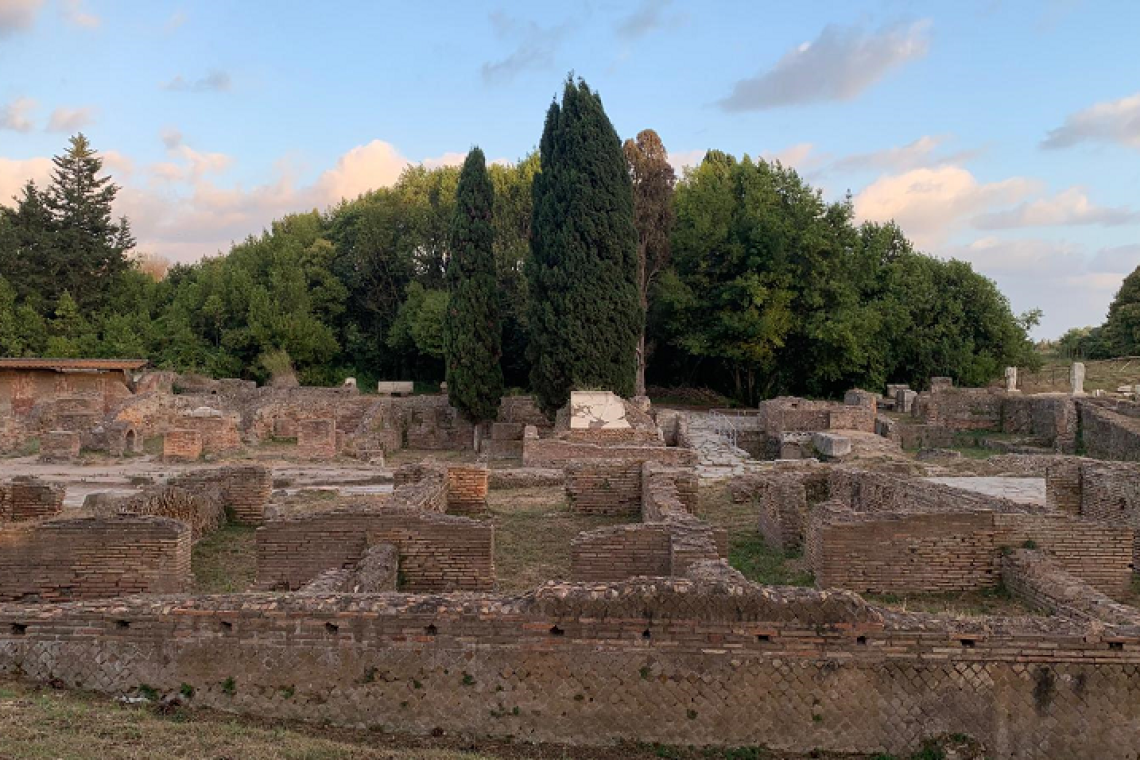 Ostia sotto le stelle: weekend di San Lorenzo con &quot;Dal Mare fino al Mare&quot;, tra poesia, scienza, teatro e archeologia