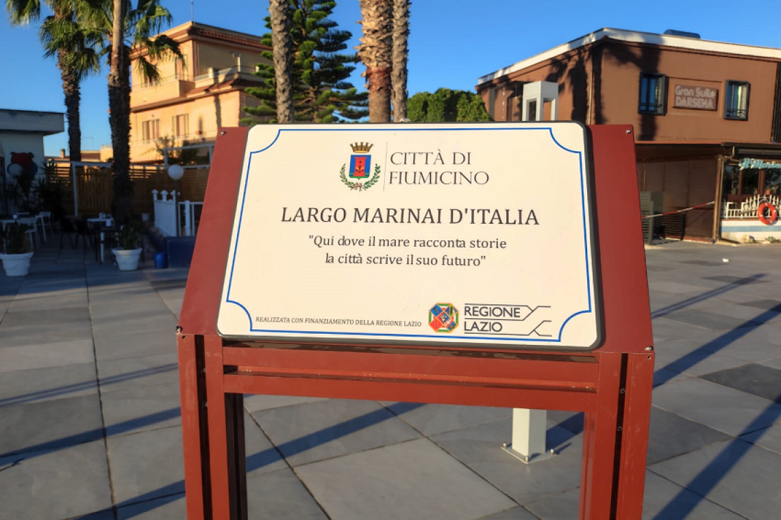 Fiumicino inaugura Largo Marinai d’Italia: una nuova piazza pedonale nel cuore della Darsena