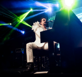 Il Quid presenta il suo grande juke box live: quattro serate di musica, energia e divertimento nella nuova location di via Assisi
