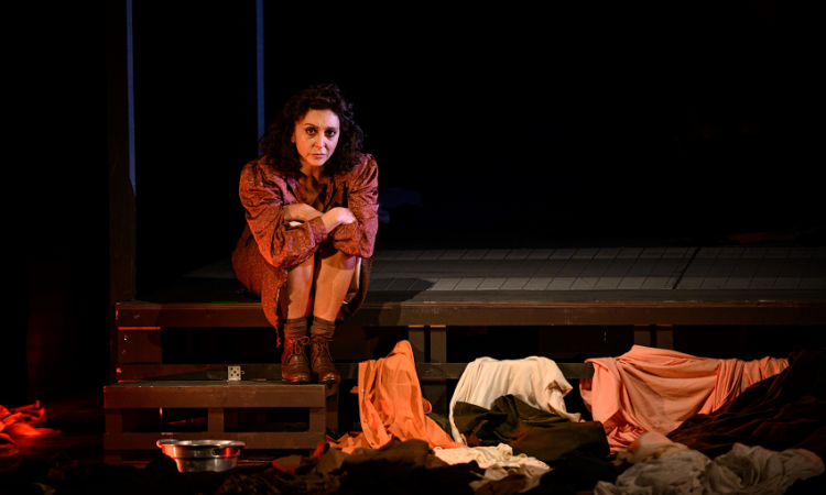 Sala Umberto - Elena la matta - Dal 4 al 16 Novembre 2025