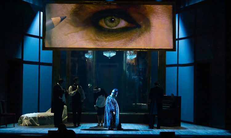 Teatro Ambra Jovinelli: dal 26 dicembre Magnifica Presenza uno spettacolo di Ferzan Ozpete