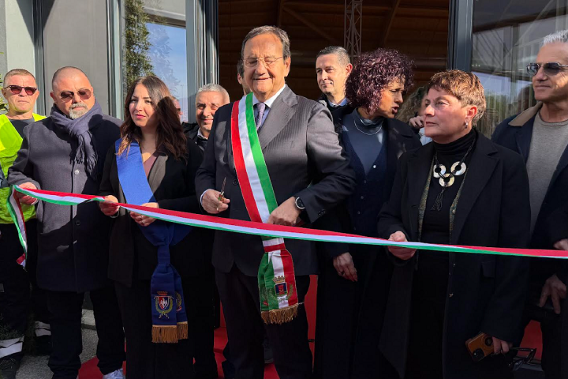 Fiumicino, inaugurato il nuovo Pala Fersini: un polo sportivo e sociale per la città dedicato a Mirko Fersini