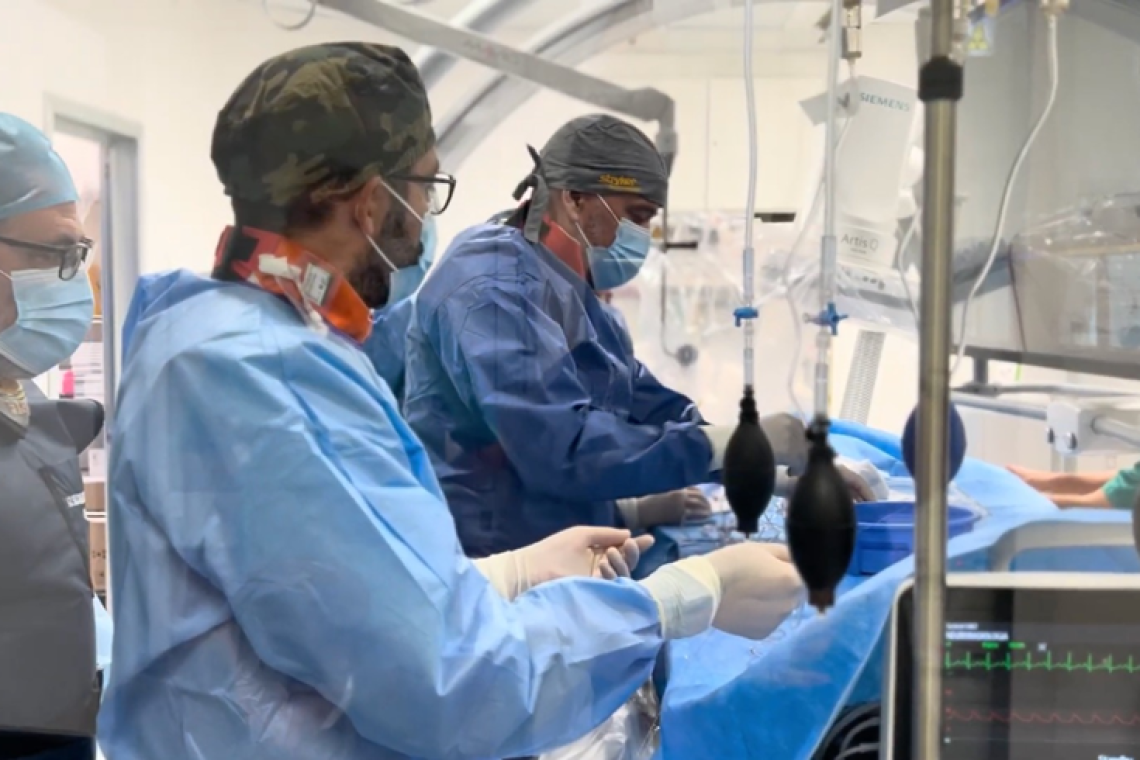 Trattamento mini-invasivo endovascolare degli aneurismi cerebrali, al San Camillo attivo il sistema 3D con intelligenza artificiale: i risultati dopo quasi un anno di utilizzo