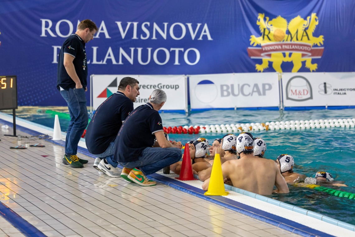 La Roma Vis Nova batte per 24-14 il Salerno e continua la rincorsa ai playoff.