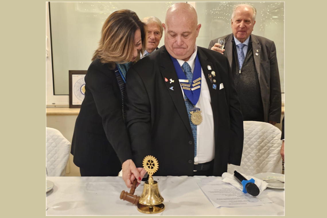 Rotary Club Fiumicino Portus Augusti: cambio al vertice con Sergio Martuscelli che guiderà il Club anche  per l'Anno Rotariano 2026-2027