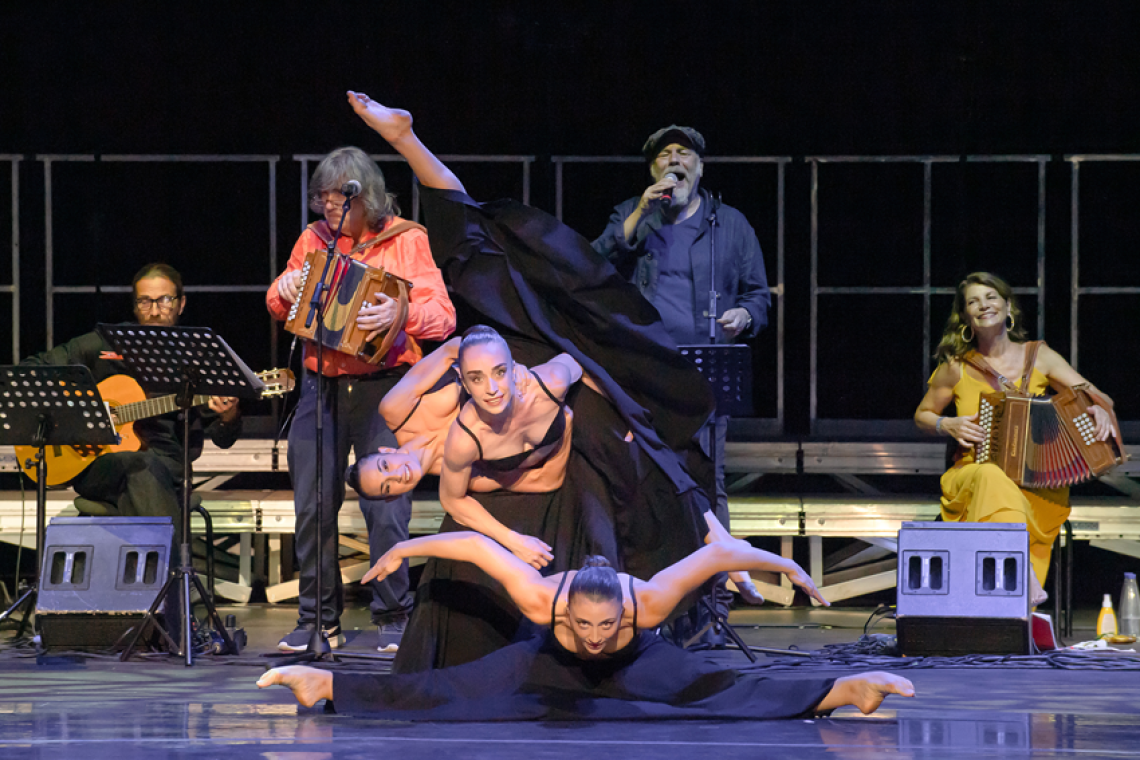 Auditorium Parco della Musica - MetaDanze accende l'estate della danza contemporanea: il 4 luglio debutta "BALLO! Taranta d’amore" 