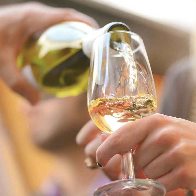 La strada del vino a Castel Romano Designer Outlet  due week end con le cantine eccellenti del Lazio