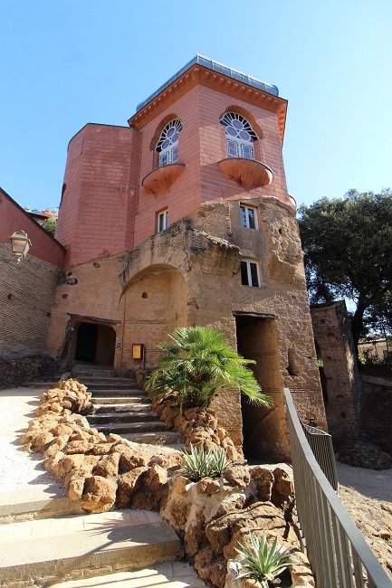 Dal 1° aprile apertura straordinaria della Torre Moresca di Villa Torlonia